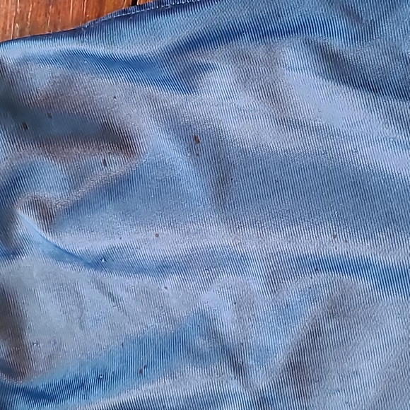 Mens shorts with elastic waist and draw strings. 2 side pockets - Picture 8 of 9